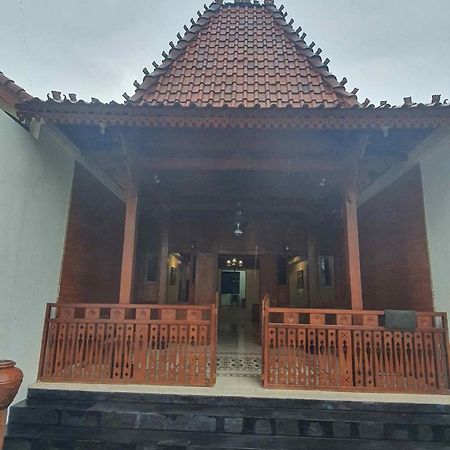 Joglo 21A Hotel Yogyakarta Eksteriør billede